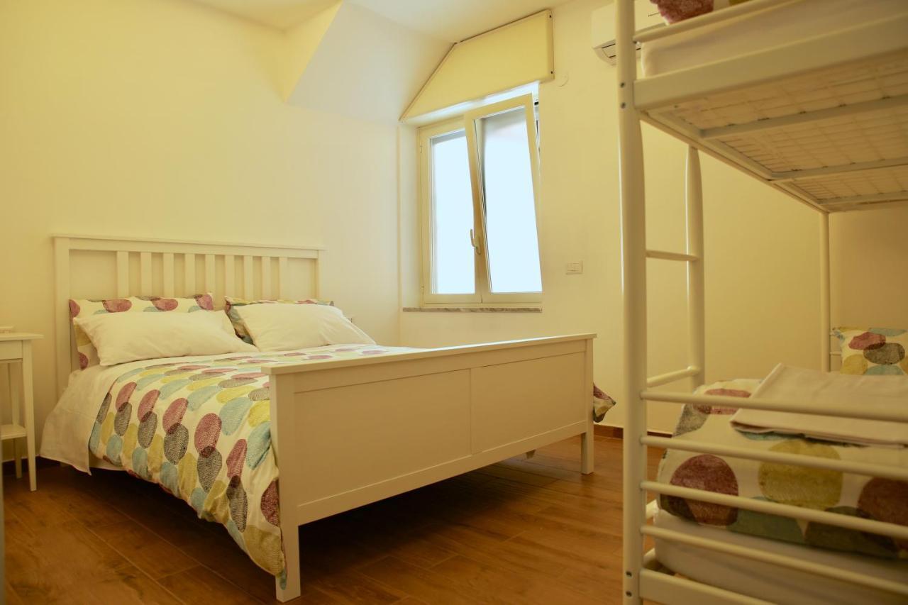 Andolfi 24 Rooms Помпей Екстериор снимка