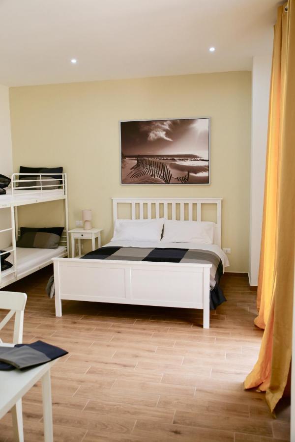 Andolfi 24 Rooms Помпей Екстериор снимка