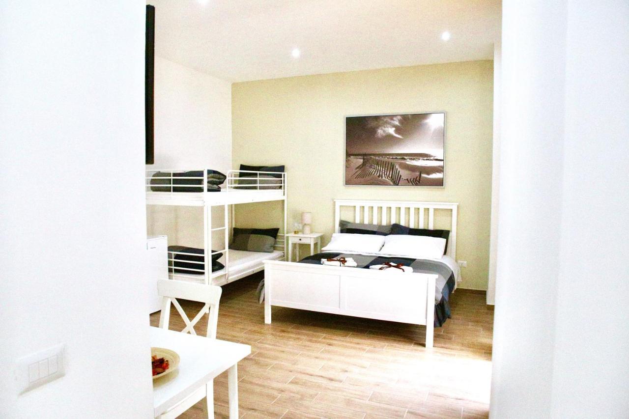 Andolfi 24 Rooms Помпей Екстериор снимка
